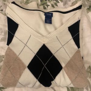 IZOD V-Neck argyle Sweater Size XXL (runs small)